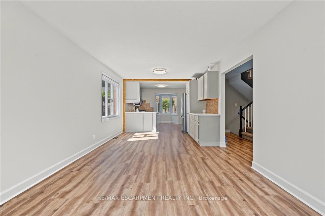 Photo 9 of 141 Race Street, Brant, Paris — HOMEH