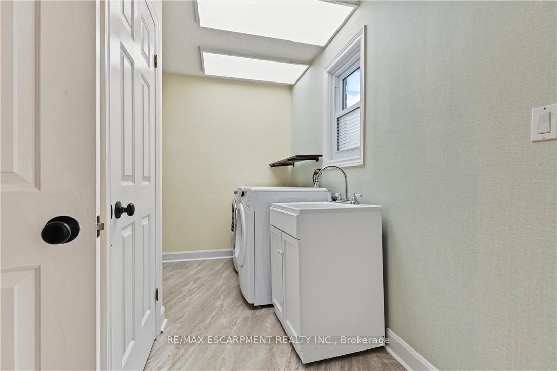 Photo 11 of 141 Race Street, Brant, Paris — HOMEH