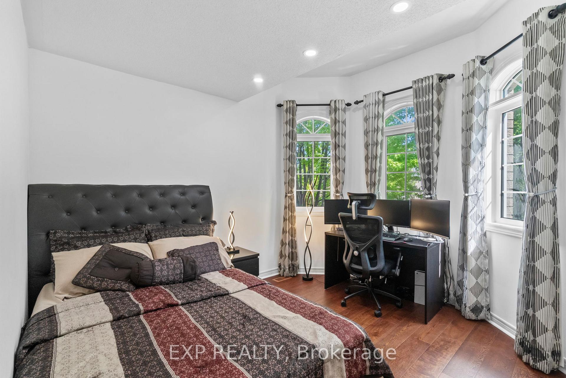 Photo 36 of 71 Pillar Rock Crescent, Markham, Victoria Manor-Jennings Gate — HOMEH