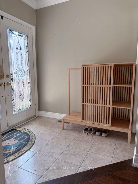 Photo 2 of 22 Matson Court, Aurora, Bayview Northeast — HOMEH