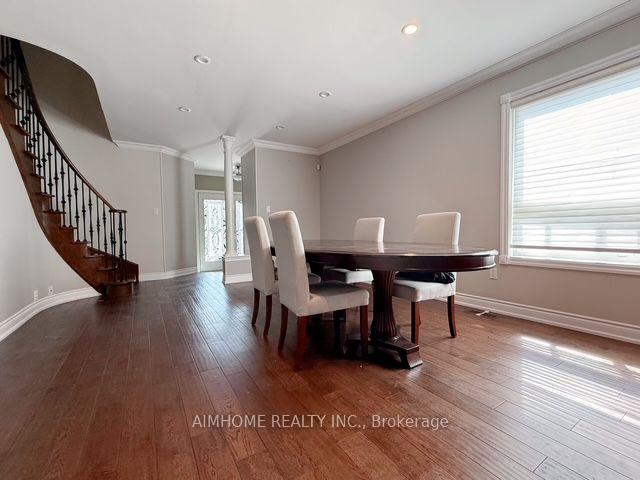 Photo 4 of 22 Matson Court, Aurora, Bayview Northeast — HOMEH