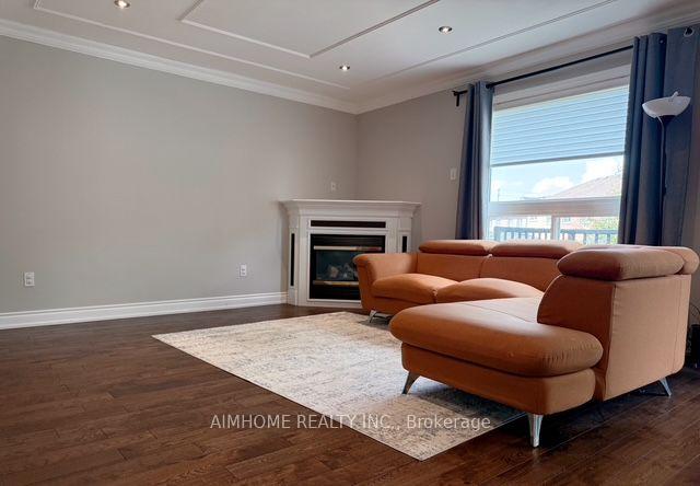 Photo 7 of 22 Matson Court, Aurora, Bayview Northeast — HOMEH