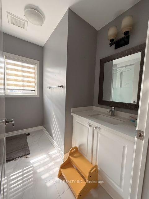 Photo 16 of 22 Matson Court, Aurora, Bayview Northeast — HOMEH