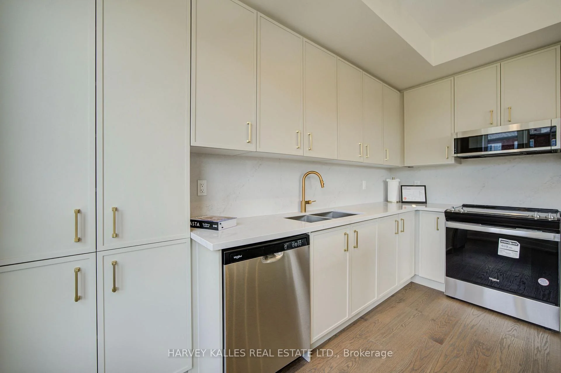 Photo 42 of Unit 10, 10 Lytham Green Circle, Newmarket, Glenway Estates — HOMEH