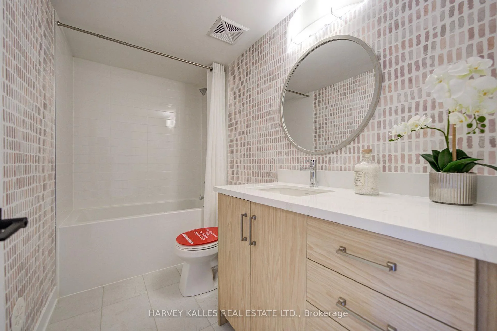 Photo 47 of Unit 10, 10 Lytham Green Circle, Newmarket, Glenway Estates — HOMEH