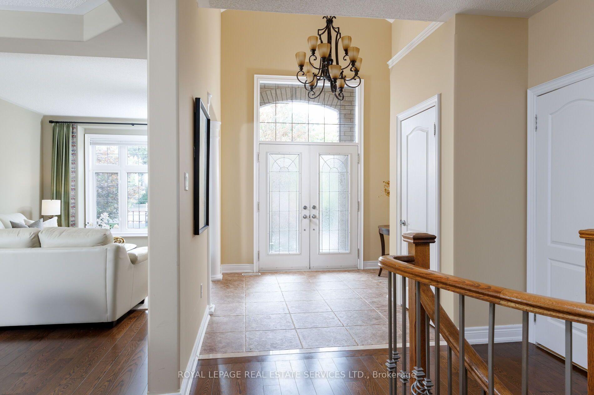 Photo 5 of 2424 Tesla Crescent, Oakville, Joshua Creek — HOMEH