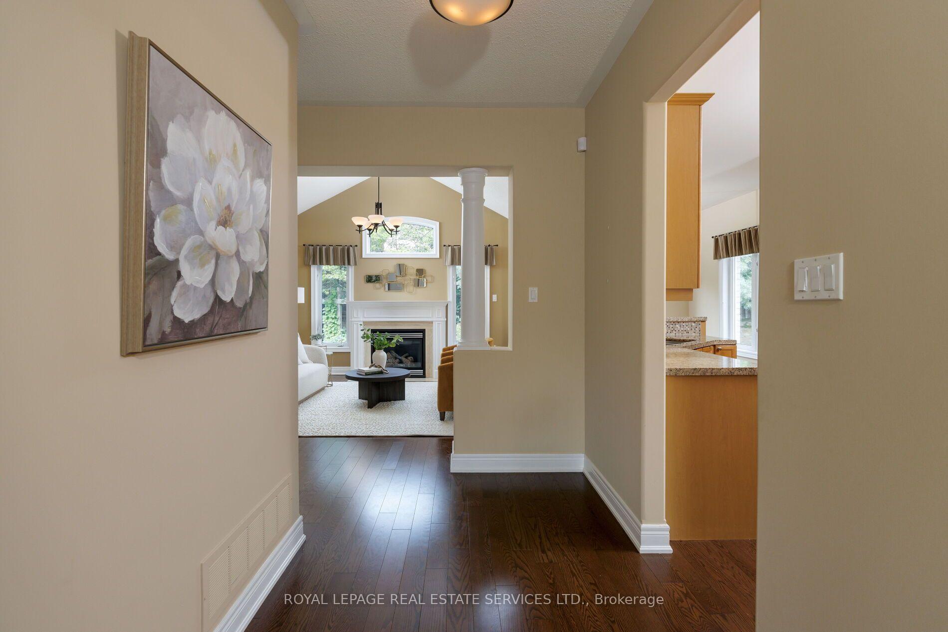Photo 12 of 2424 Tesla Crescent, Oakville, Joshua Creek — HOMEH