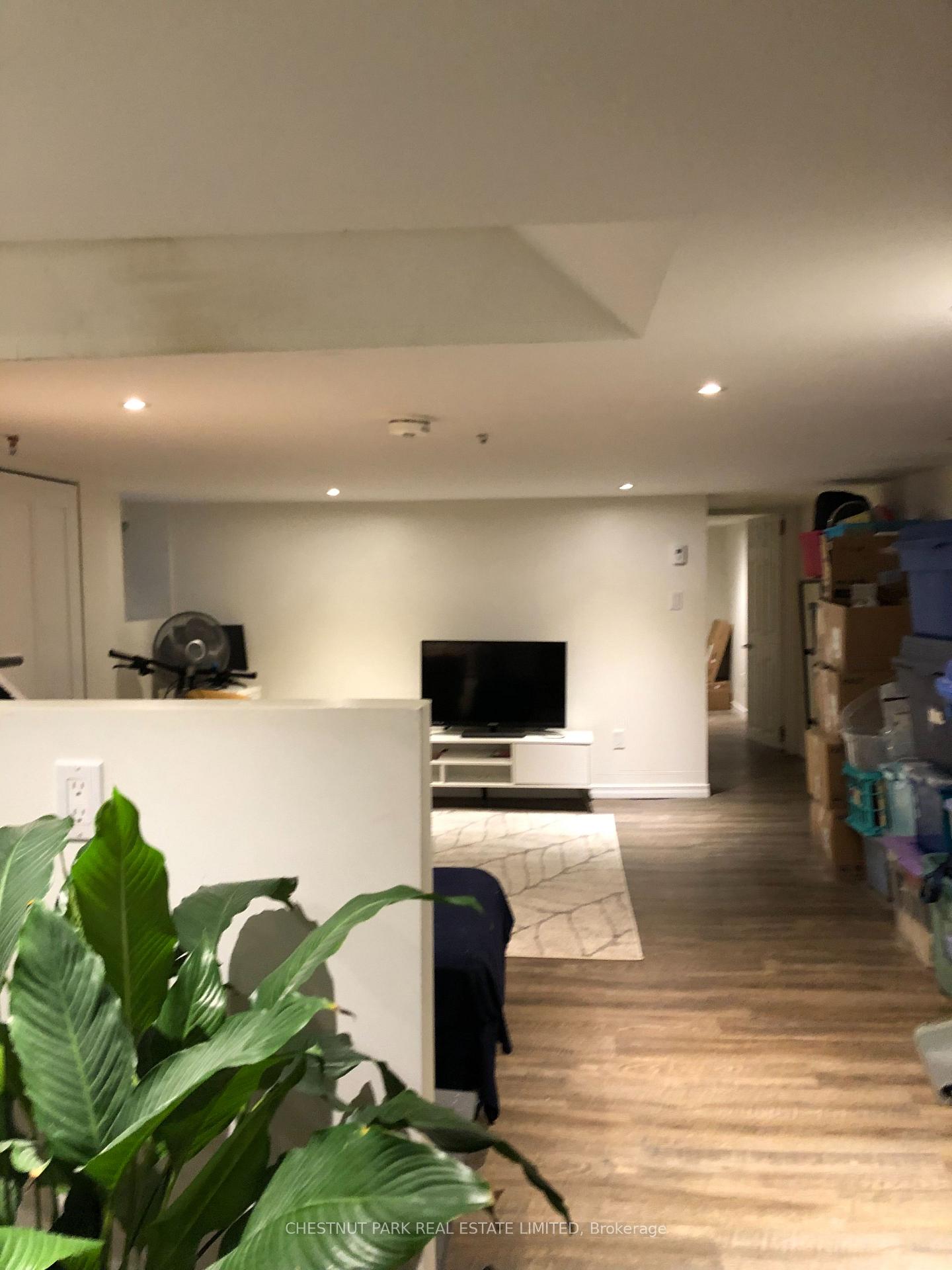 Photo 5 of 26 Strathgowan Avenue, Toronto, Lawrence Park South — HOMEH