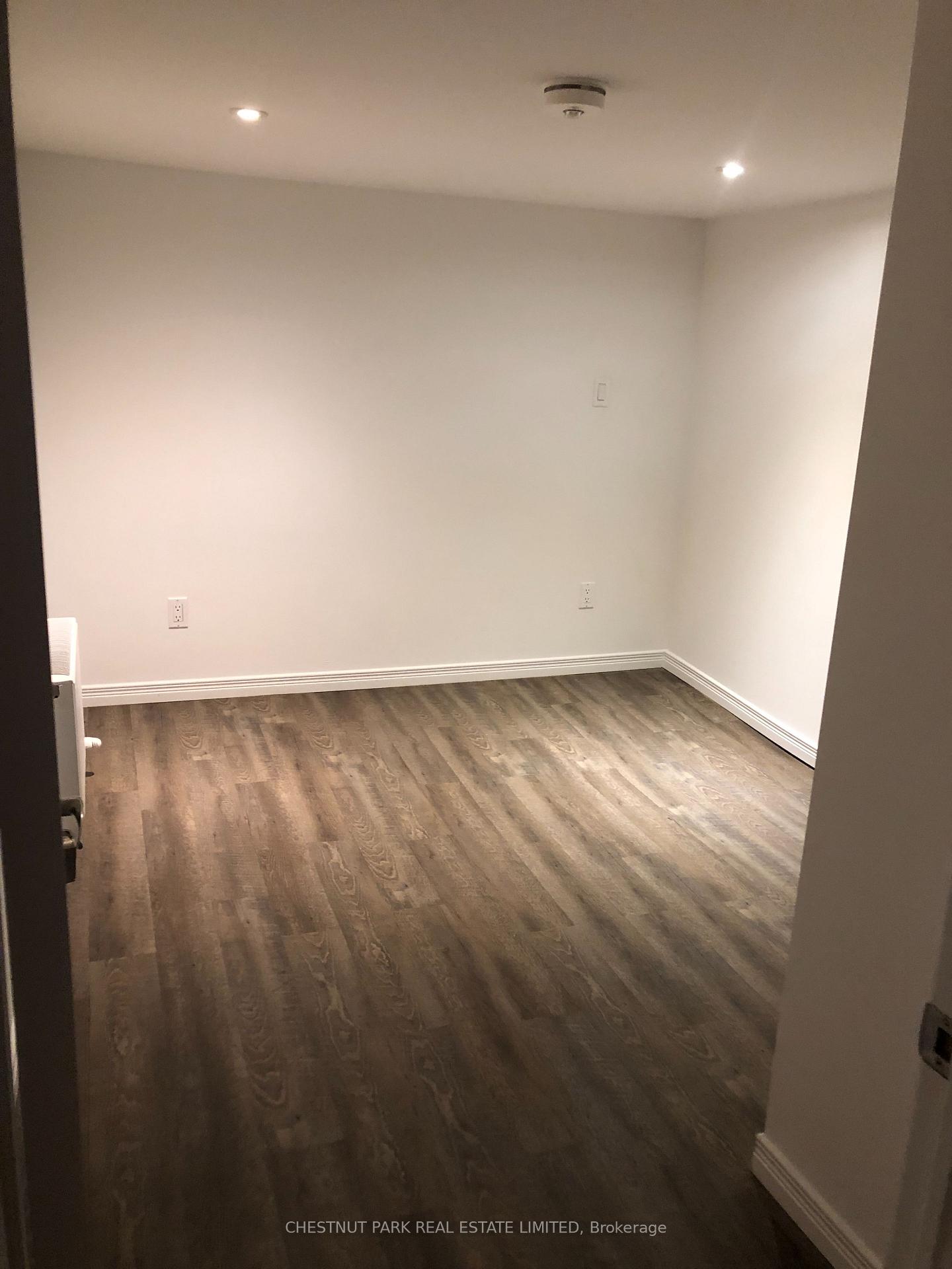 Photo 6 of 26 Strathgowan Avenue, Toronto, Lawrence Park South — HOMEH