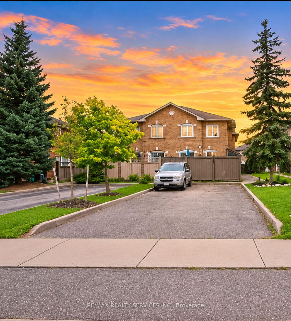 Photo of 121 Pressed Brick Drive