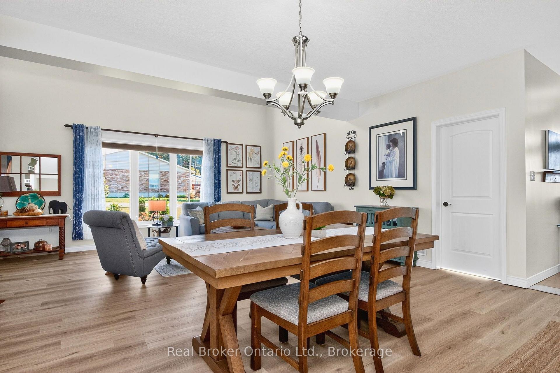 Photo 17 of 438 Shewfelt Crescent, Midland — HOMEH