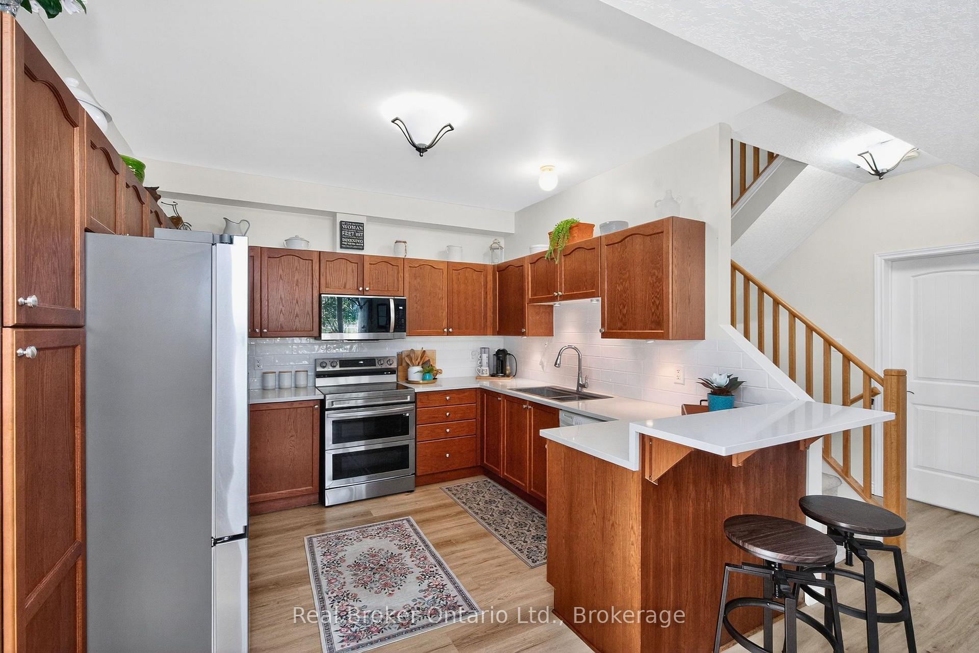Photo 19 of 438 Shewfelt Crescent, Midland — HOMEH