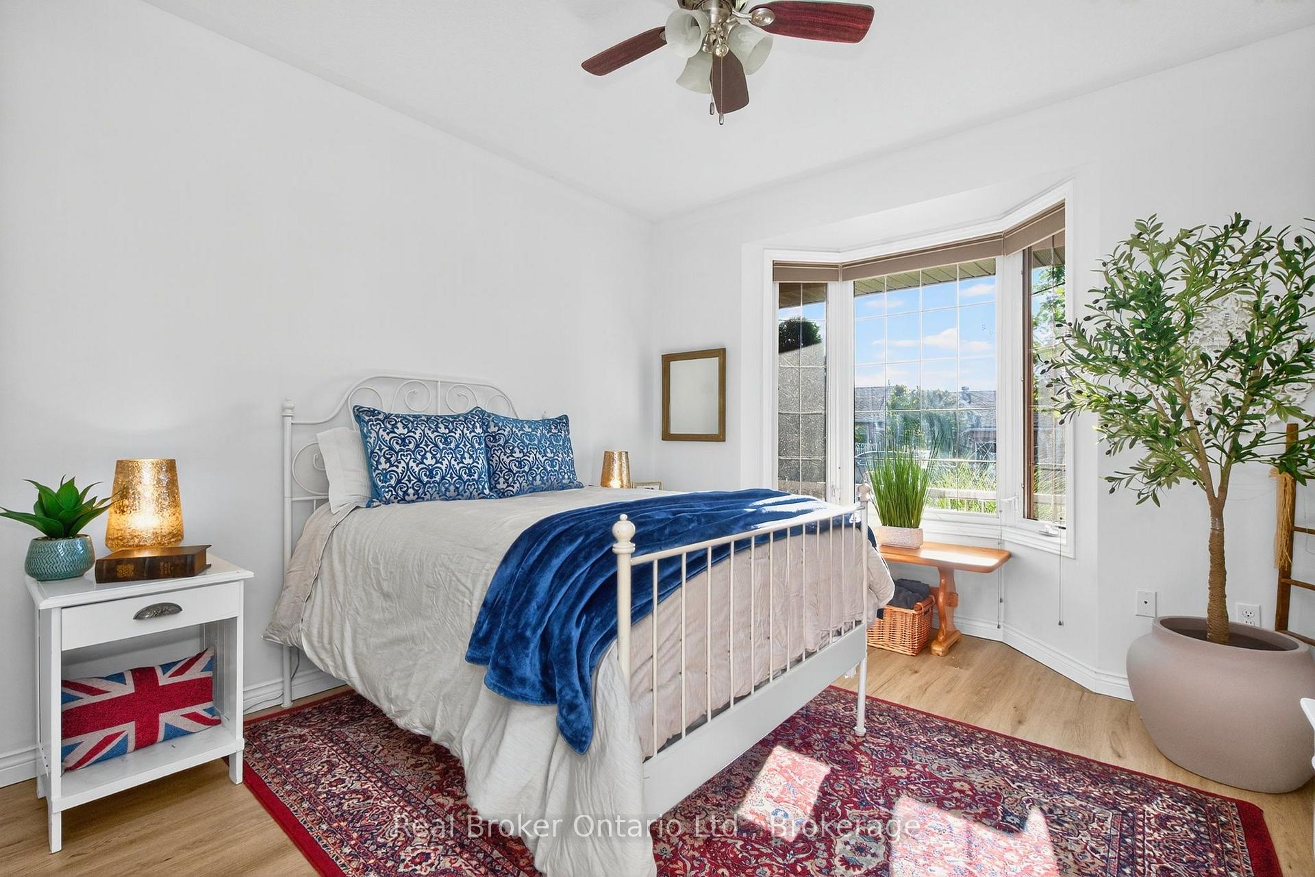 Photo 20 of 438 Shewfelt Crescent, Midland — HOMEH