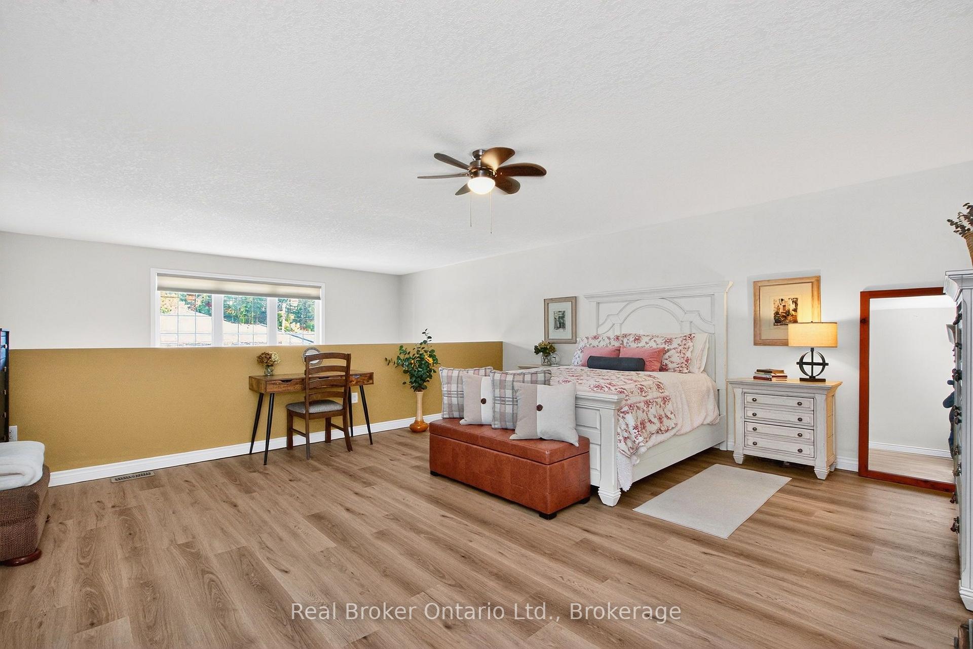 Photo 27 of 438 Shewfelt Crescent, Midland — HOMEH