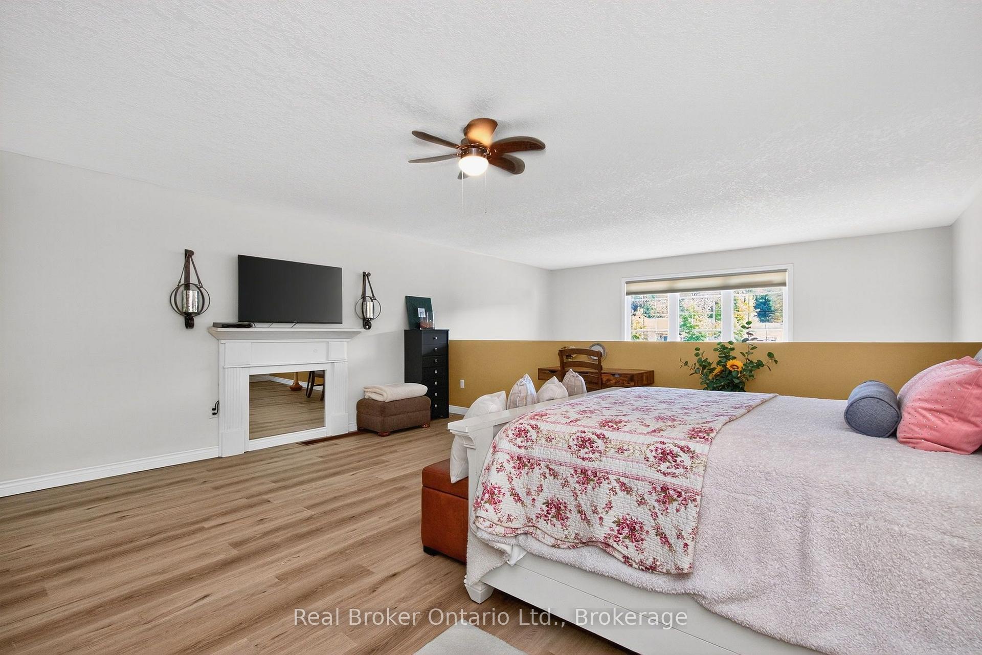 Photo 28 of 438 Shewfelt Crescent, Midland — HOMEH