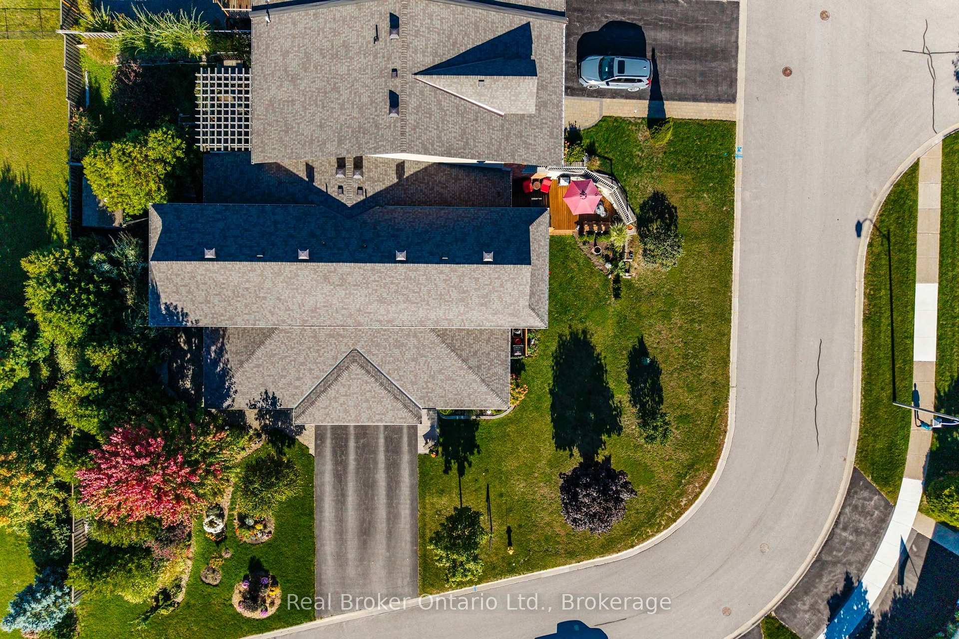 Photo 35 of 438 Shewfelt Crescent, Midland — HOMEH