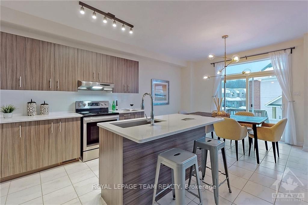 Photo 6 of 3375 Woodroffe Avenue, Ottawa, Barrhaven - Strandherd — HOMEH