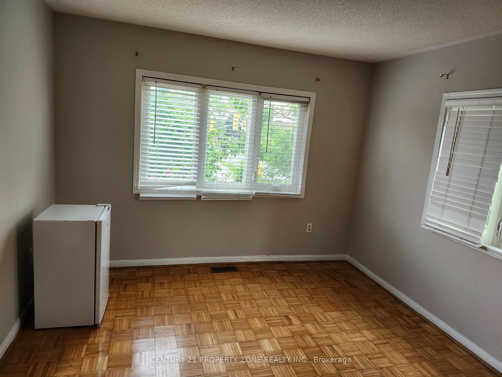 Photo 4 of Unit Main, 700 Peter Robertson Boulevard, Brampton, Sandringham-Wellington — HOMEH