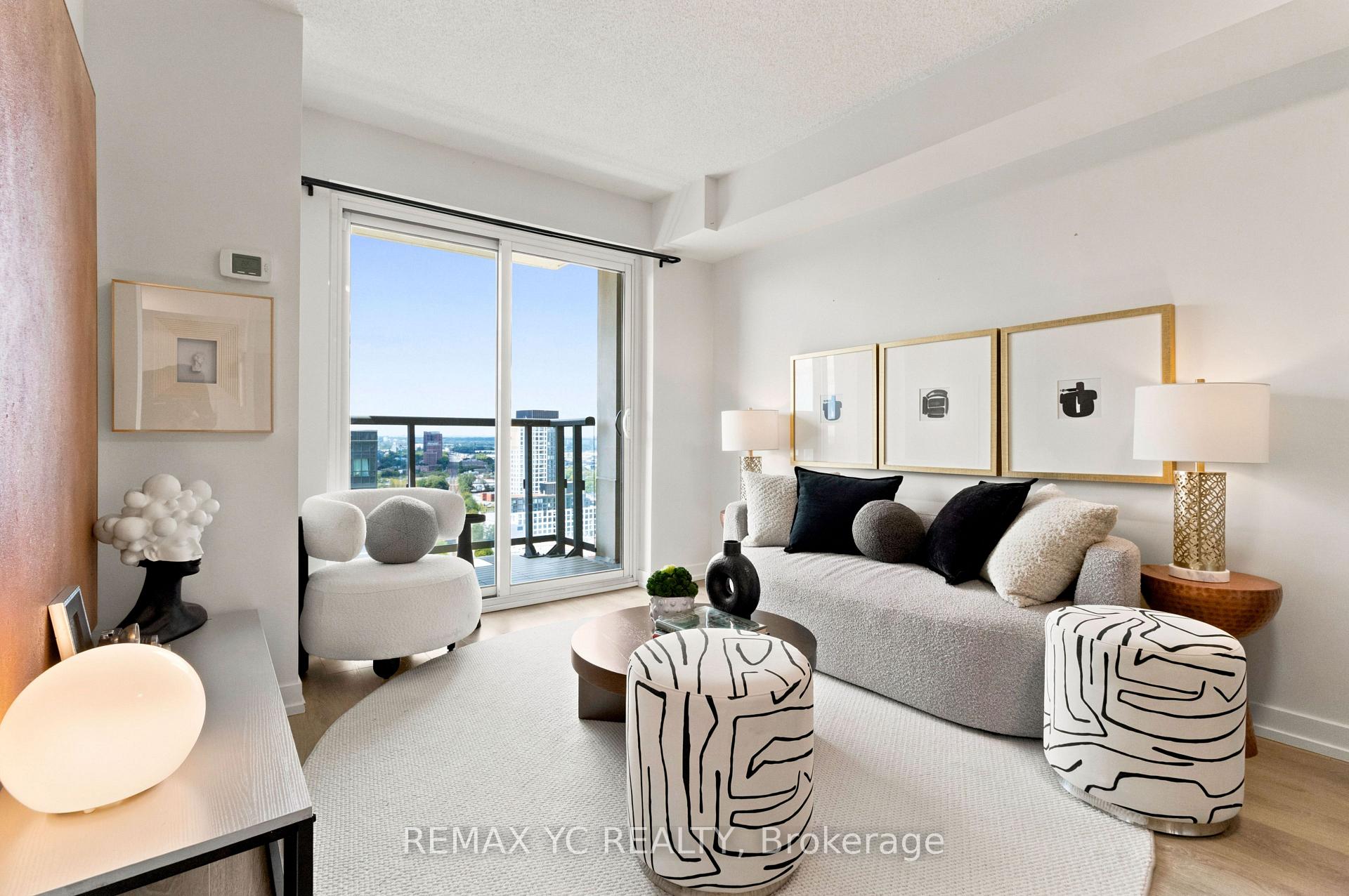 Photo of Unit 2408, 1410 Dupont Street