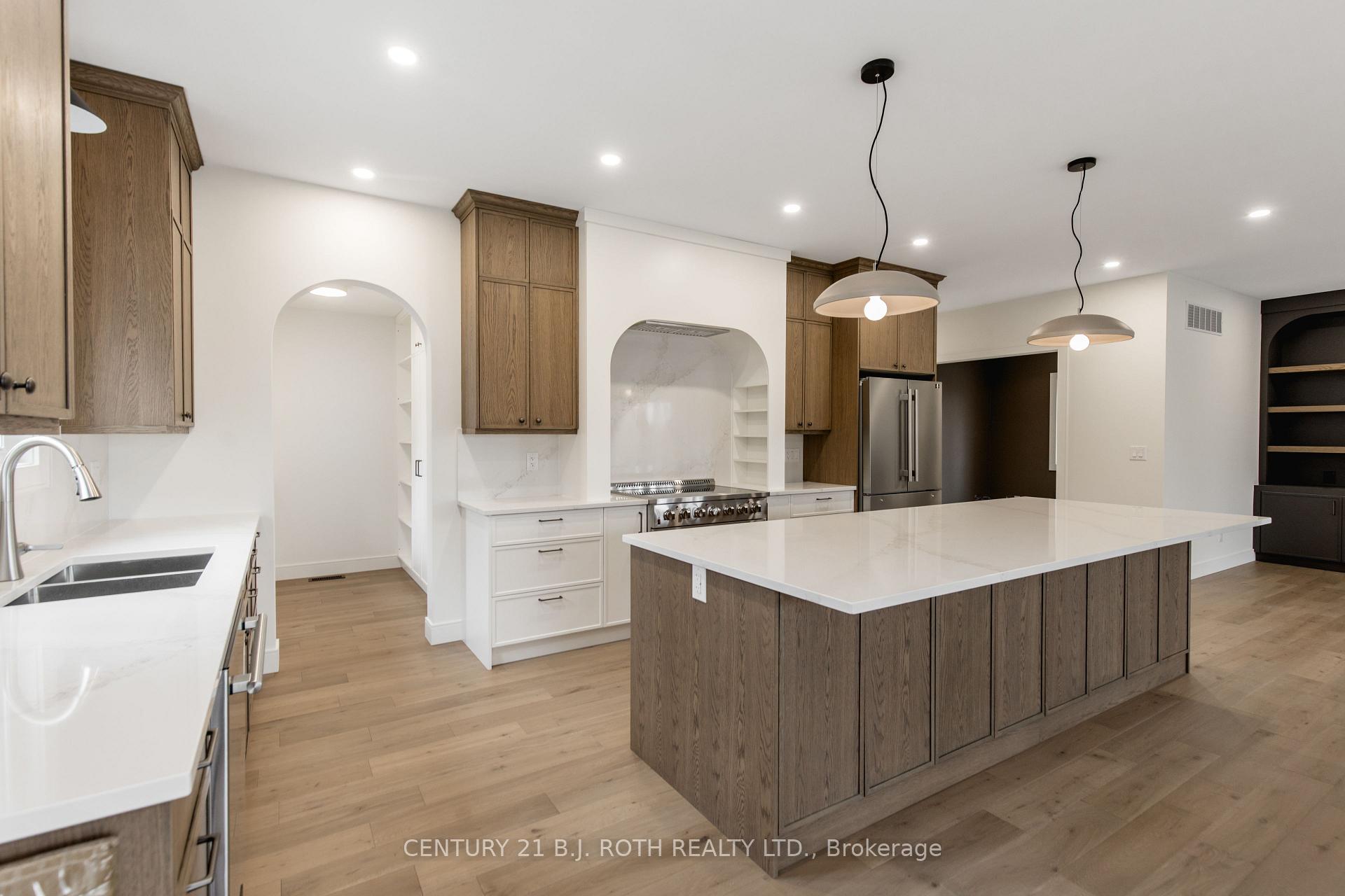 Photo 13 of 56 Brennan Avenue, Barrie, South Shore — HOMEH