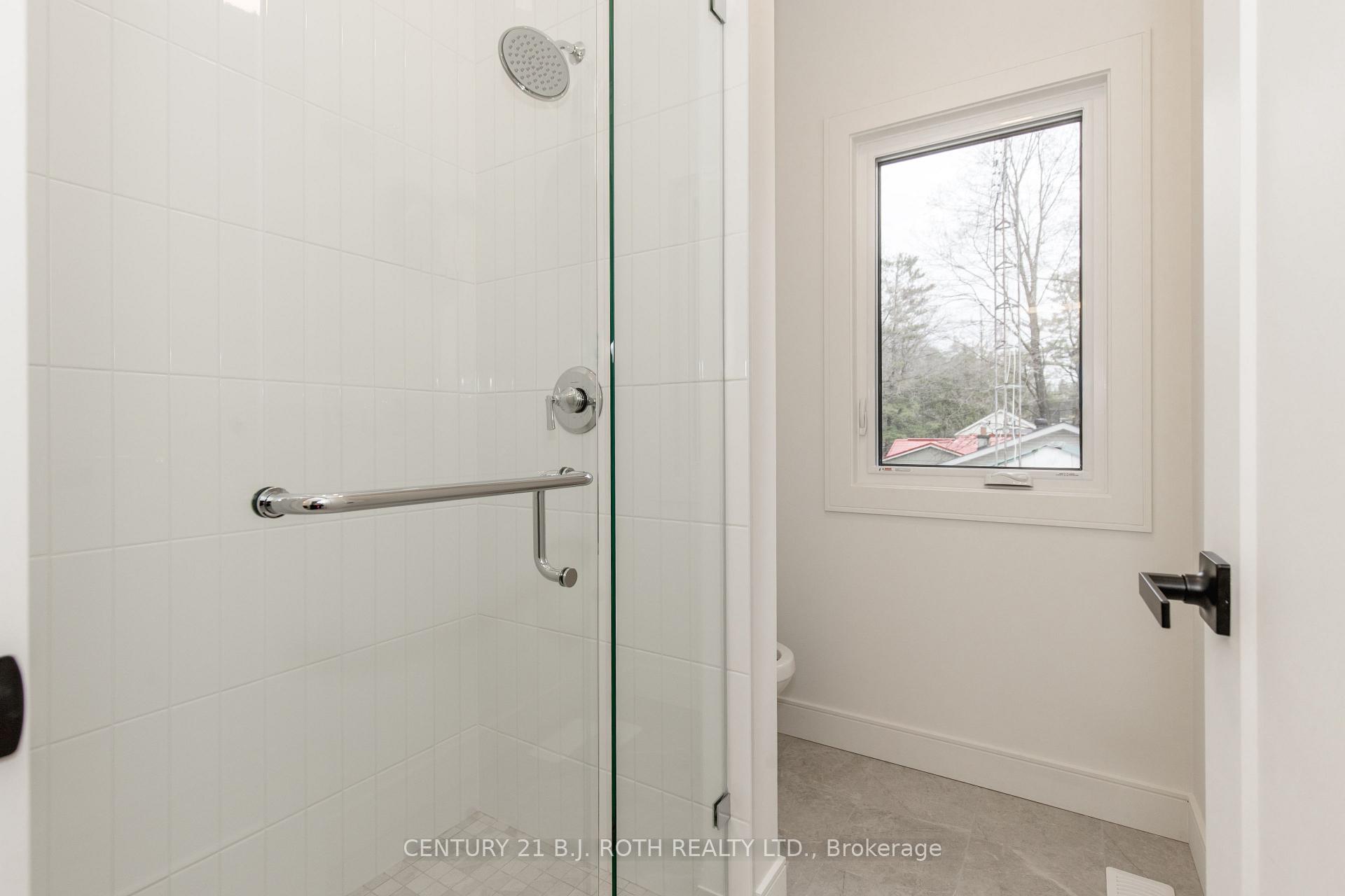 Photo 30 of 56 Brennan Avenue, Barrie, South Shore — HOMEH