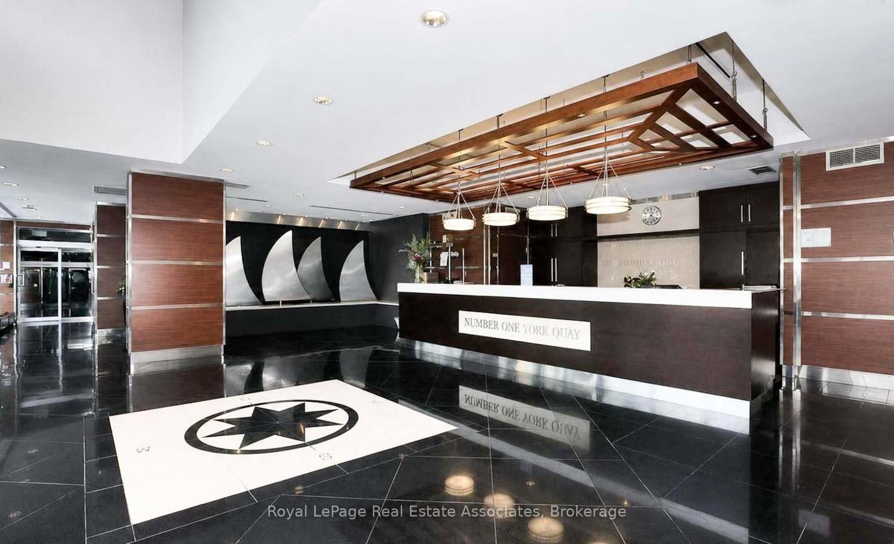 Photo 4 of Unit 3111, 77 Harbour Square, Toronto, Waterfront Communities — HOMEH