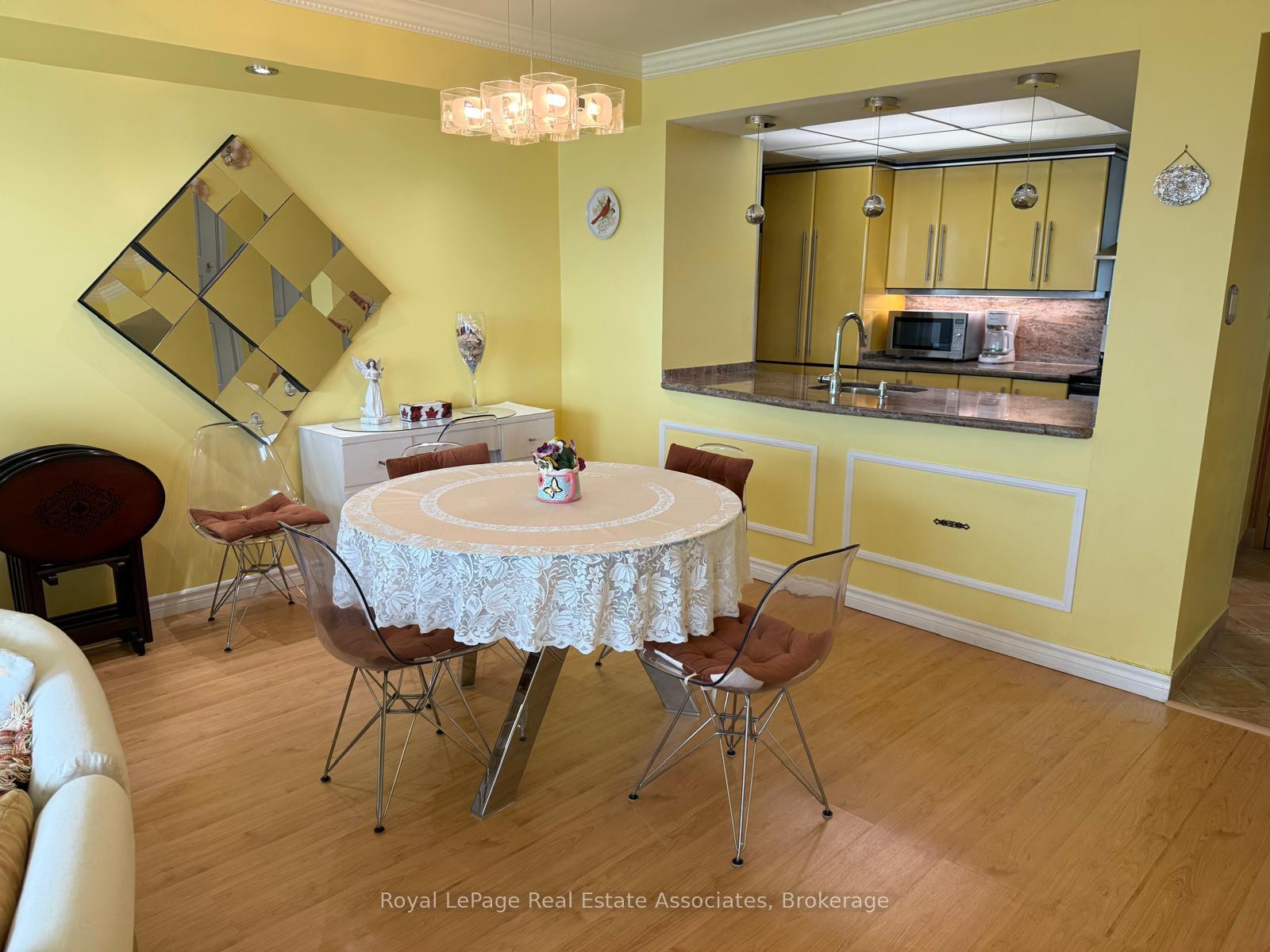 Photo 20 of Unit 3111, 77 Harbour Square, Toronto, Waterfront Communities — HOMEH