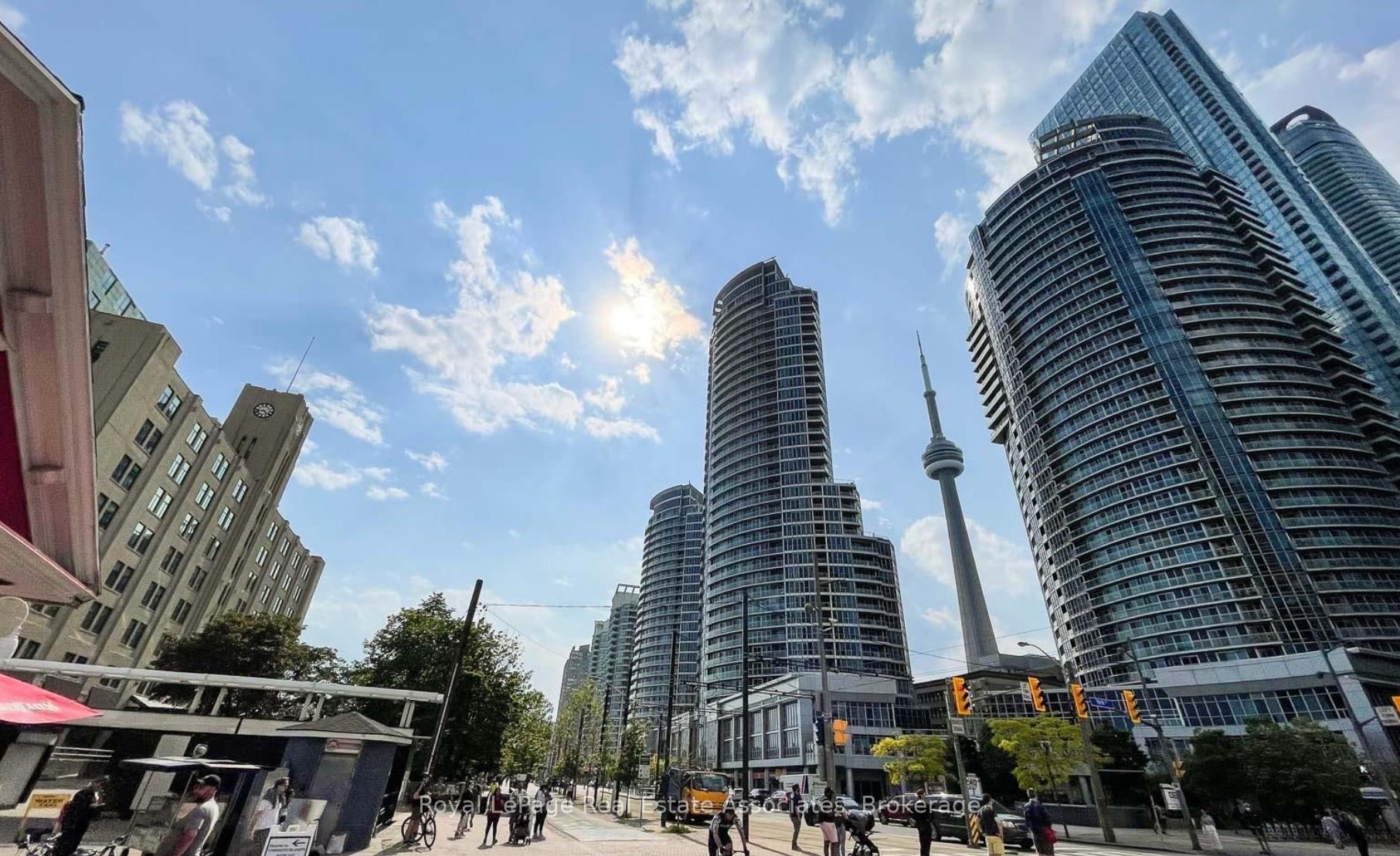 Photo 38 of Unit 3111, 77 Harbour Square, Toronto, Waterfront Communities — HOMEH