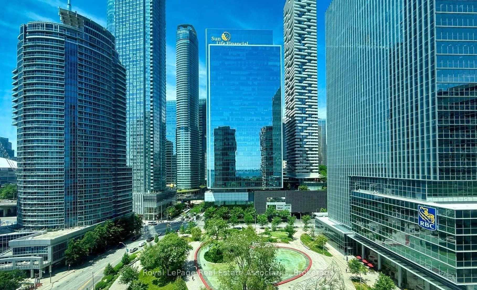 Photo 5 of Unit 3111, 77 Harbour Square, Toronto, Waterfront Communities — HOMEH