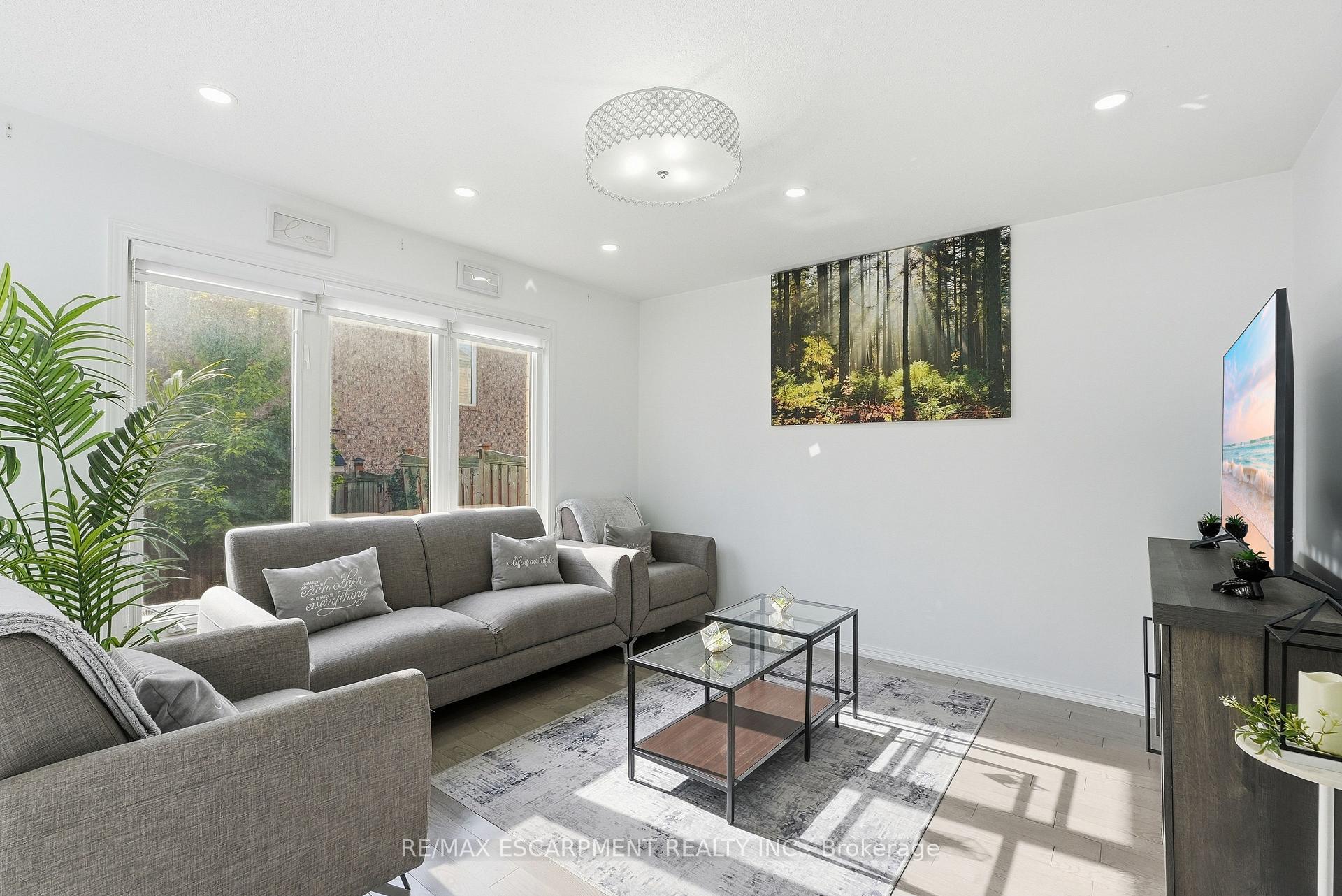 Photo 10 of 392 Tonelli Lane, Milton, Harrison — HOMEH