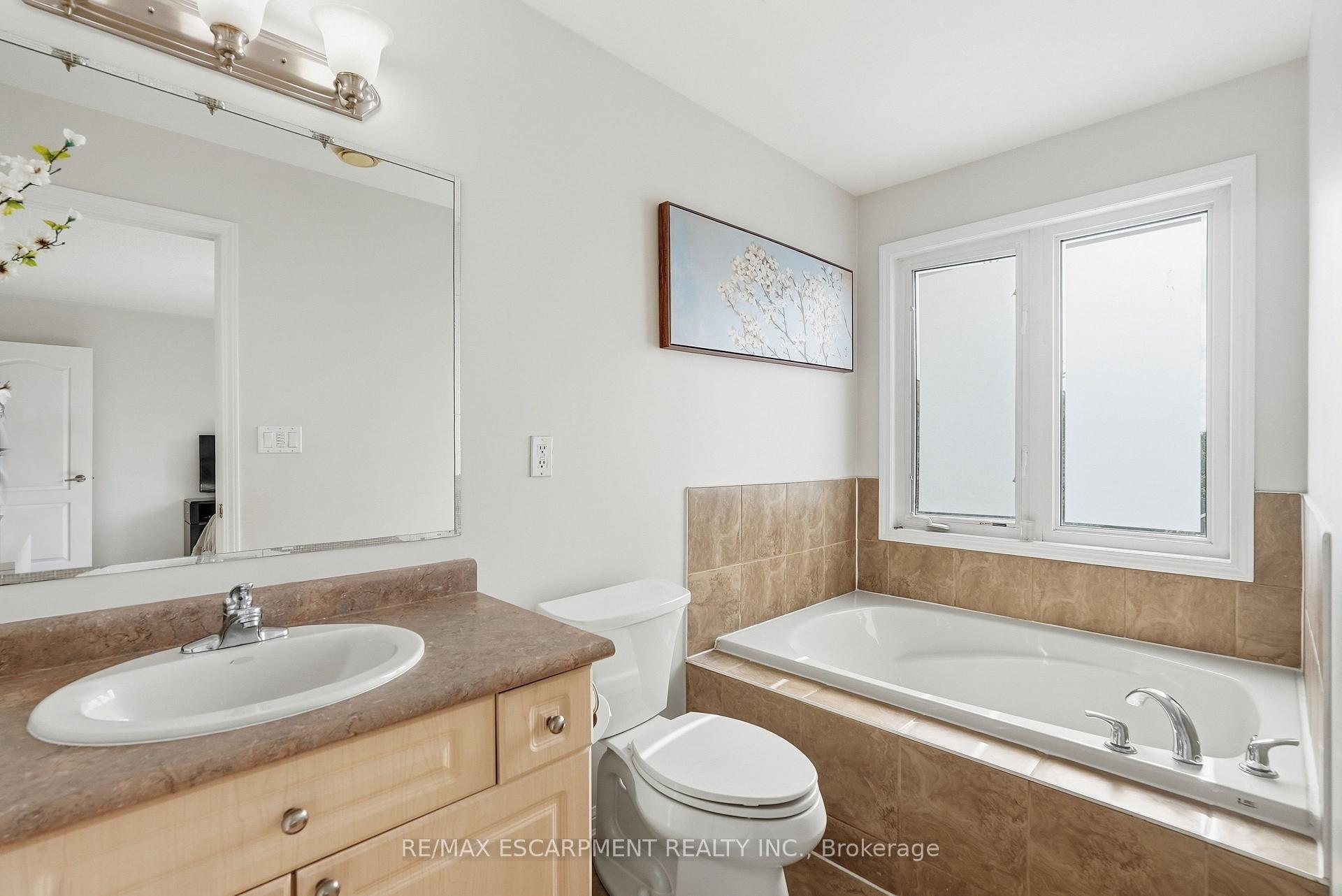 Photo 22 of 392 Tonelli Lane, Milton, Harrison — HOMEH