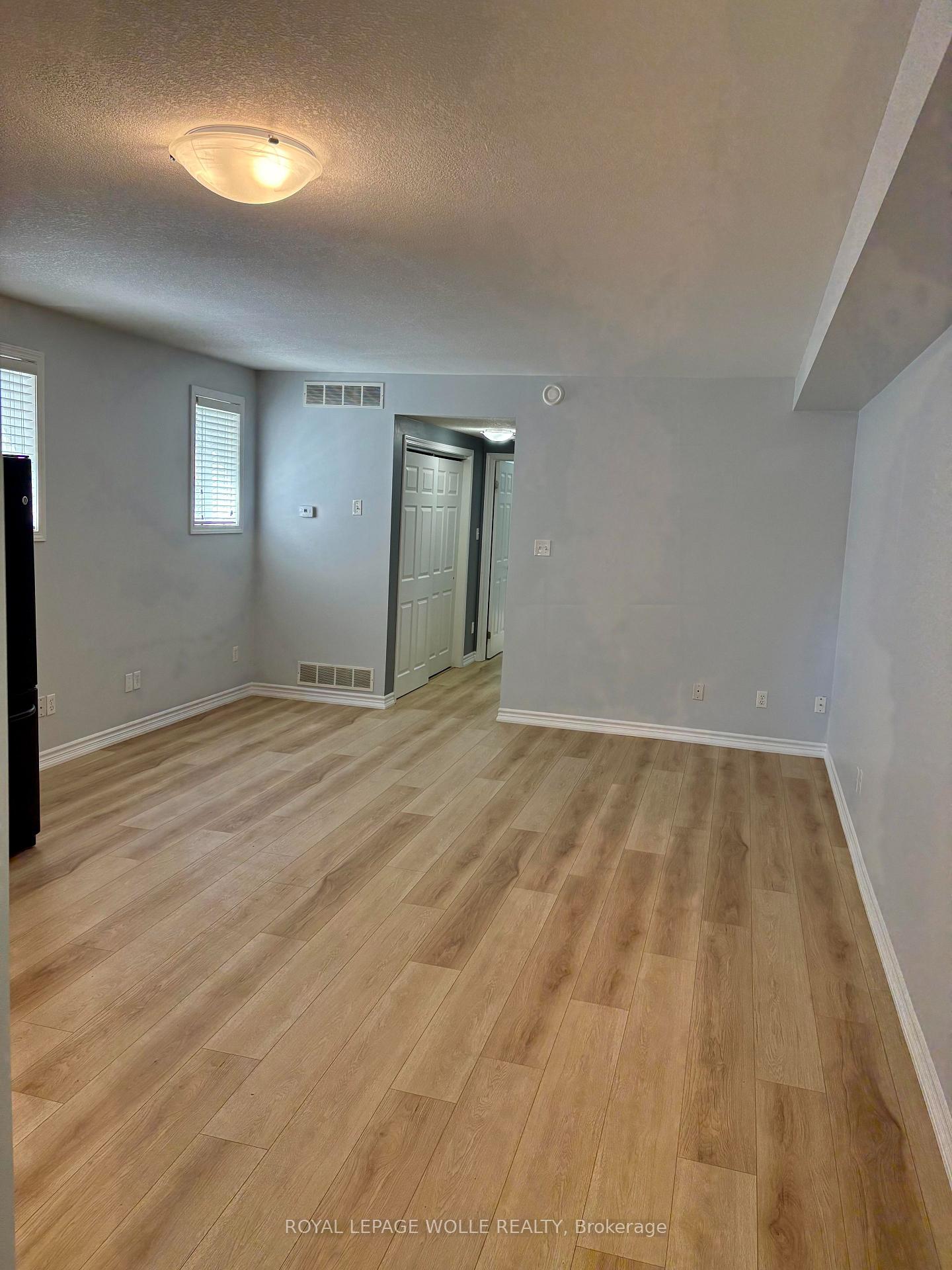 Photo 6 of Unit 8C, 50 Howe Drive, Kitchener, Forest Hill — HOMEH