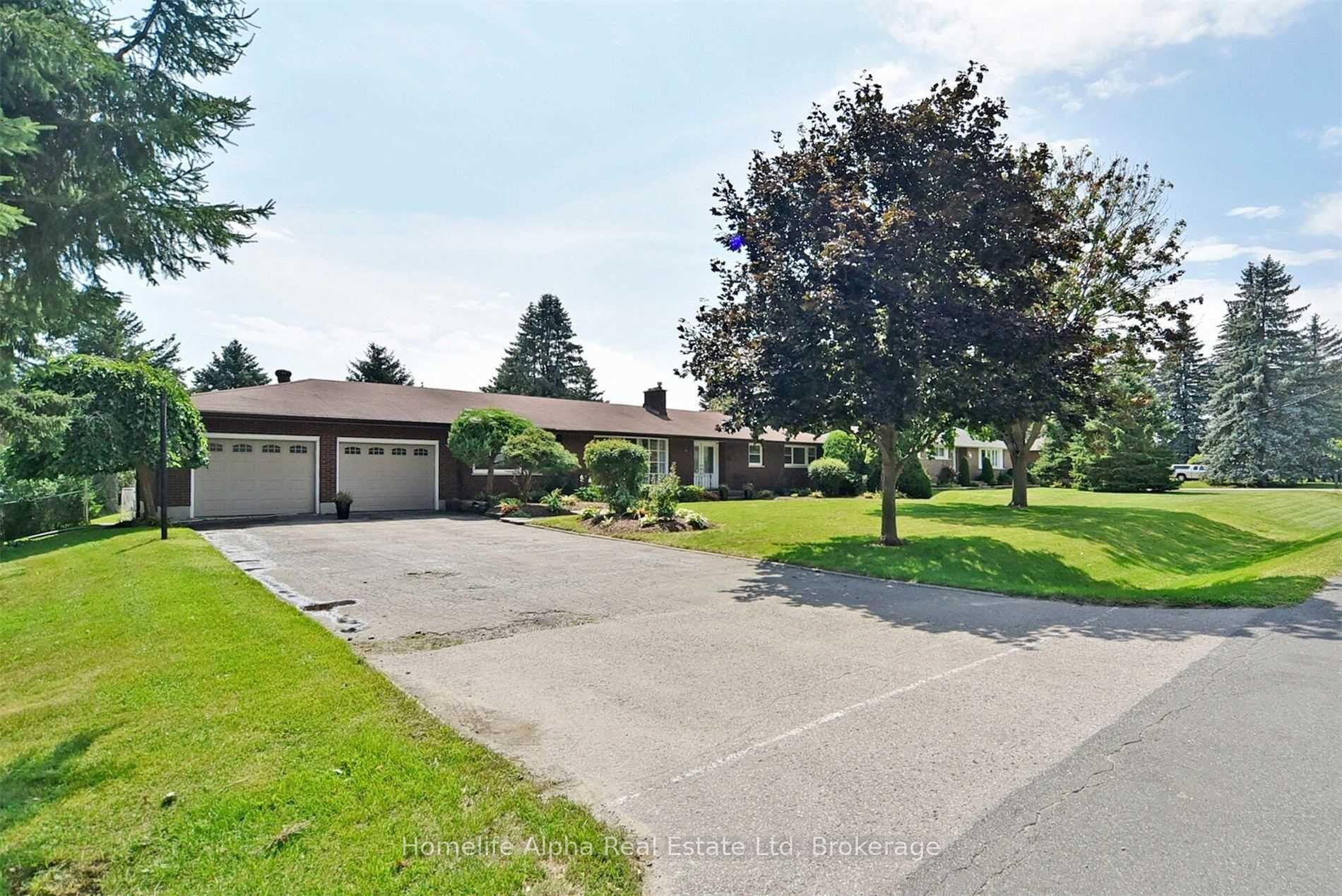 Photo 5 of 607 Bickle Drive, Oshawa, Northwood — HOMEH