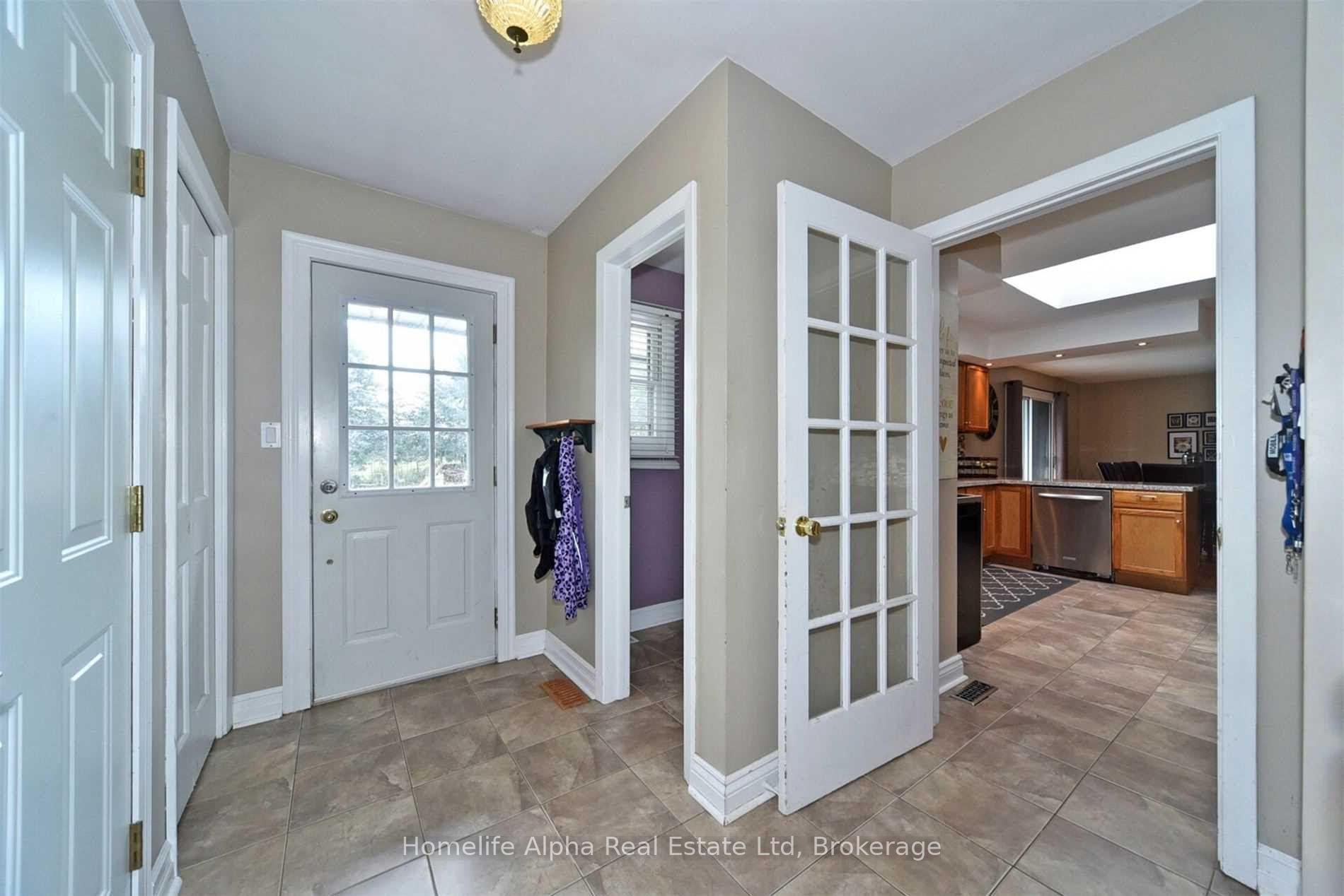 Photo 10 of 607 Bickle Drive, Oshawa, Northwood — HOMEH