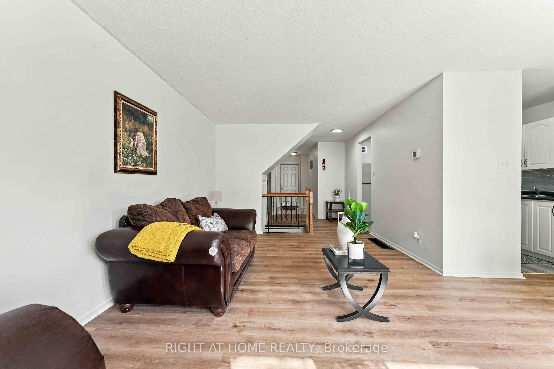 Photo 36 of Unit 207, 980 Gulf Place, Ottawa, Carson Meadows — HOMEH