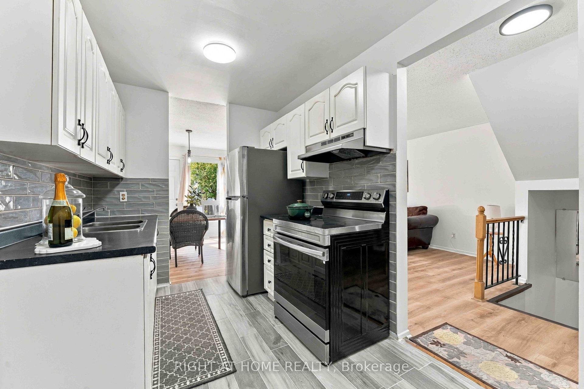 Photo 42 of Unit 207, 980 Gulf Place, Ottawa, Carson Meadows — HOMEH
