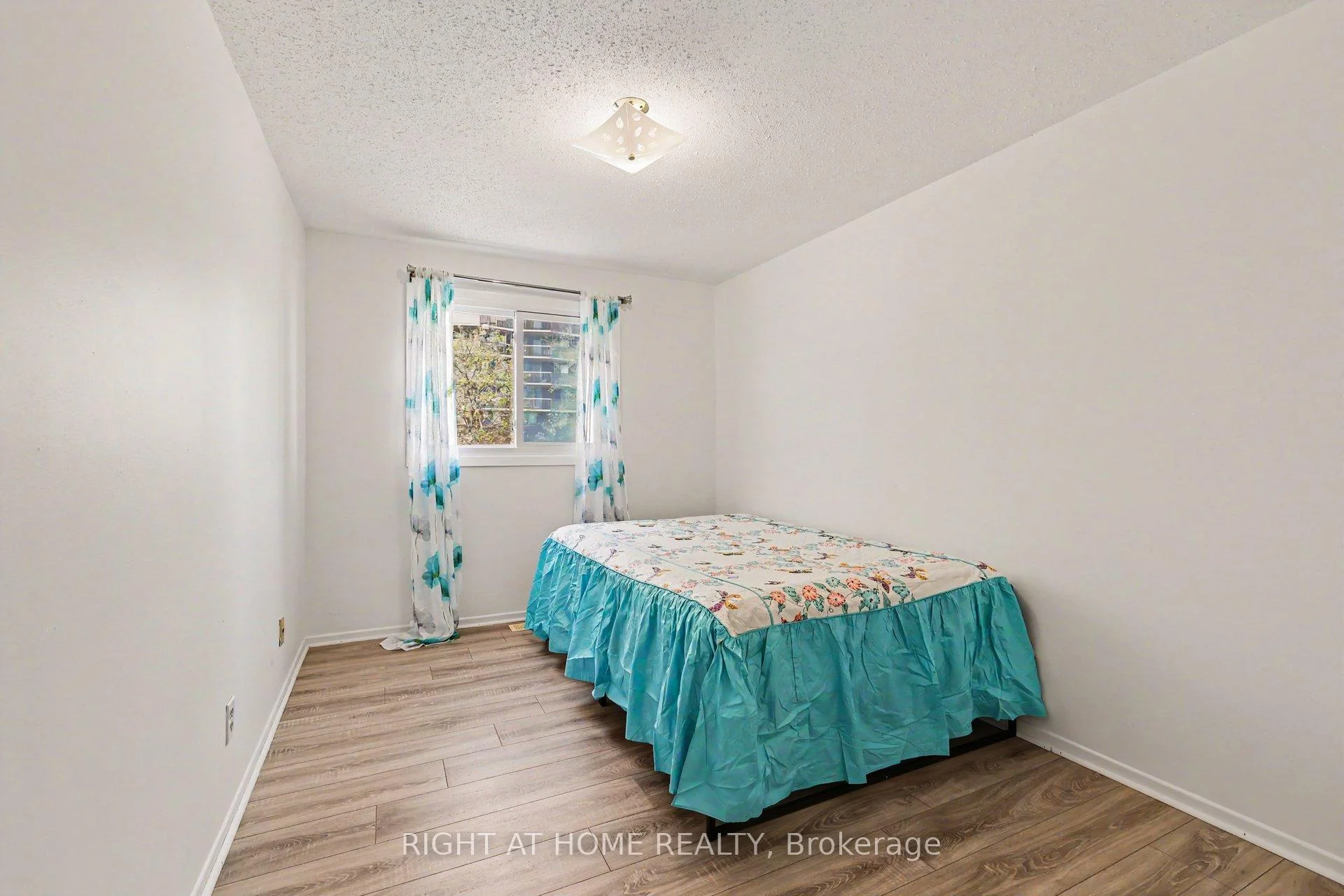 Photo 20 of Unit 207, 980 Gulf Place, Ottawa, Carson Meadows — HOMEH