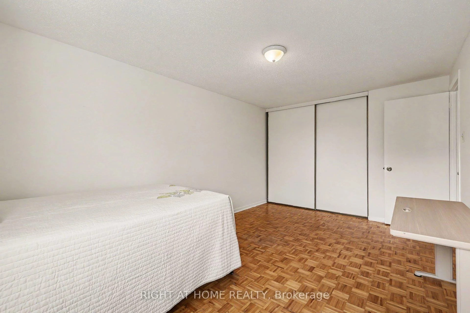 Photo 27 of Unit 207, 980 Gulf Place, Ottawa, Carson Meadows — HOMEH
