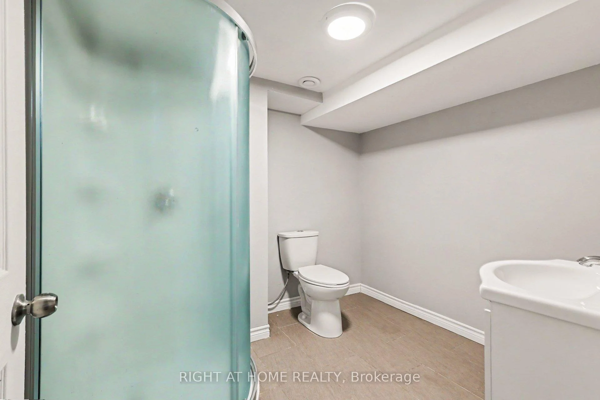 Photo 28 of Unit 207, 980 Gulf Place, Ottawa, Carson Meadows — HOMEH