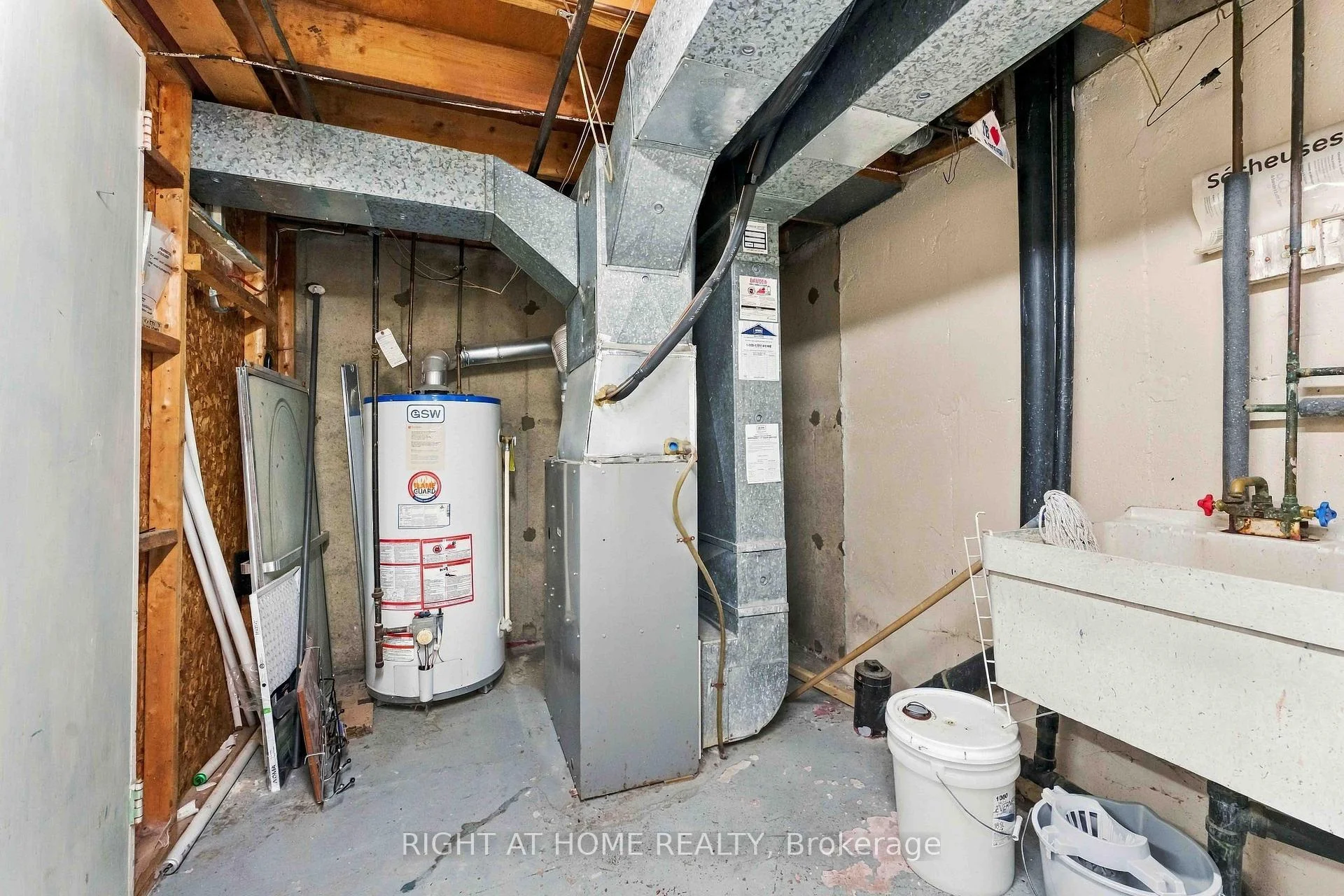 Photo 57 of Unit 207, 980 Gulf Place, Ottawa, Carson Meadows — HOMEH