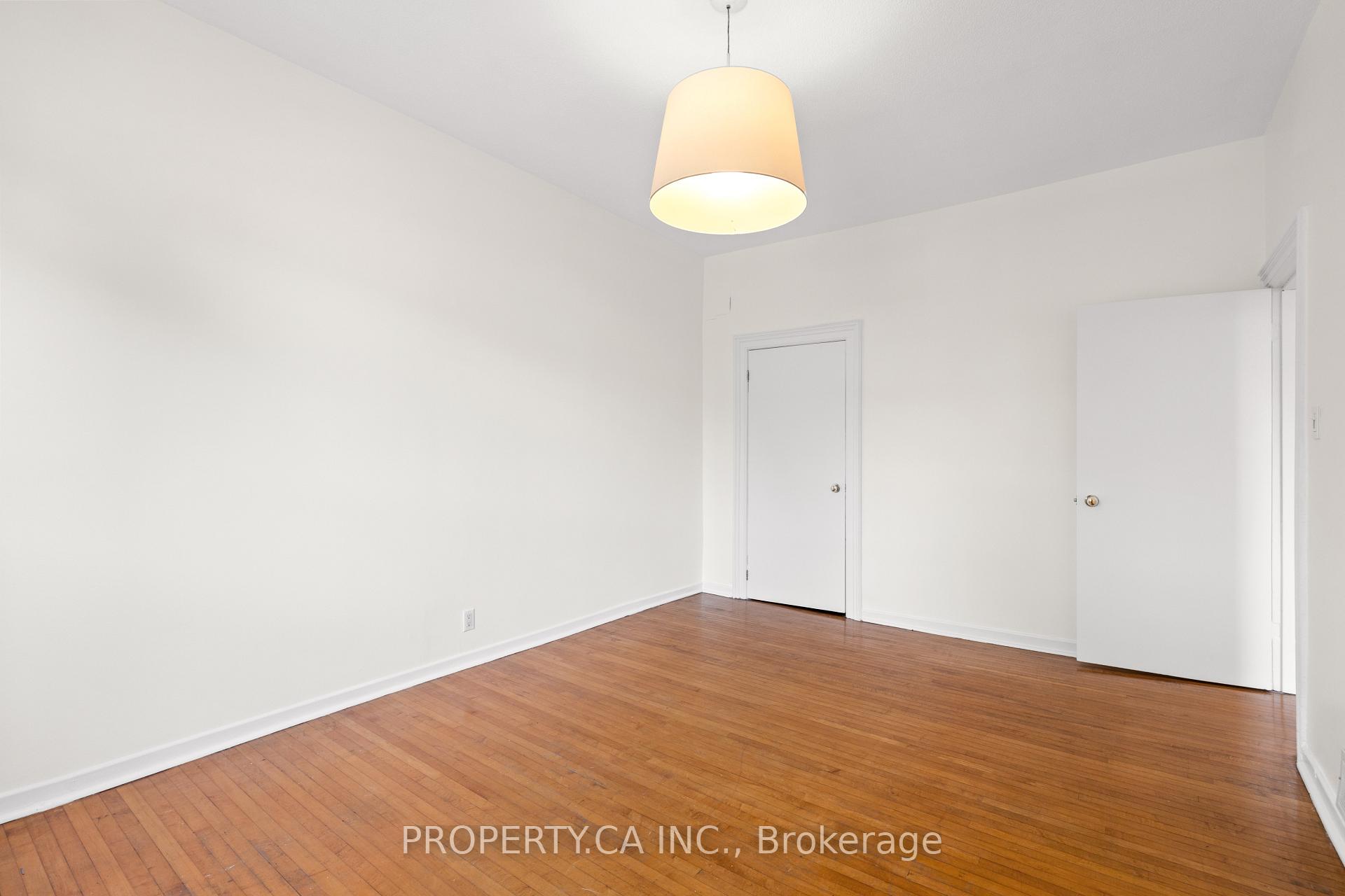 Photo 17 of Unit Upper, 181 Argyle Street, Toronto, Little Portugal — HOMEH