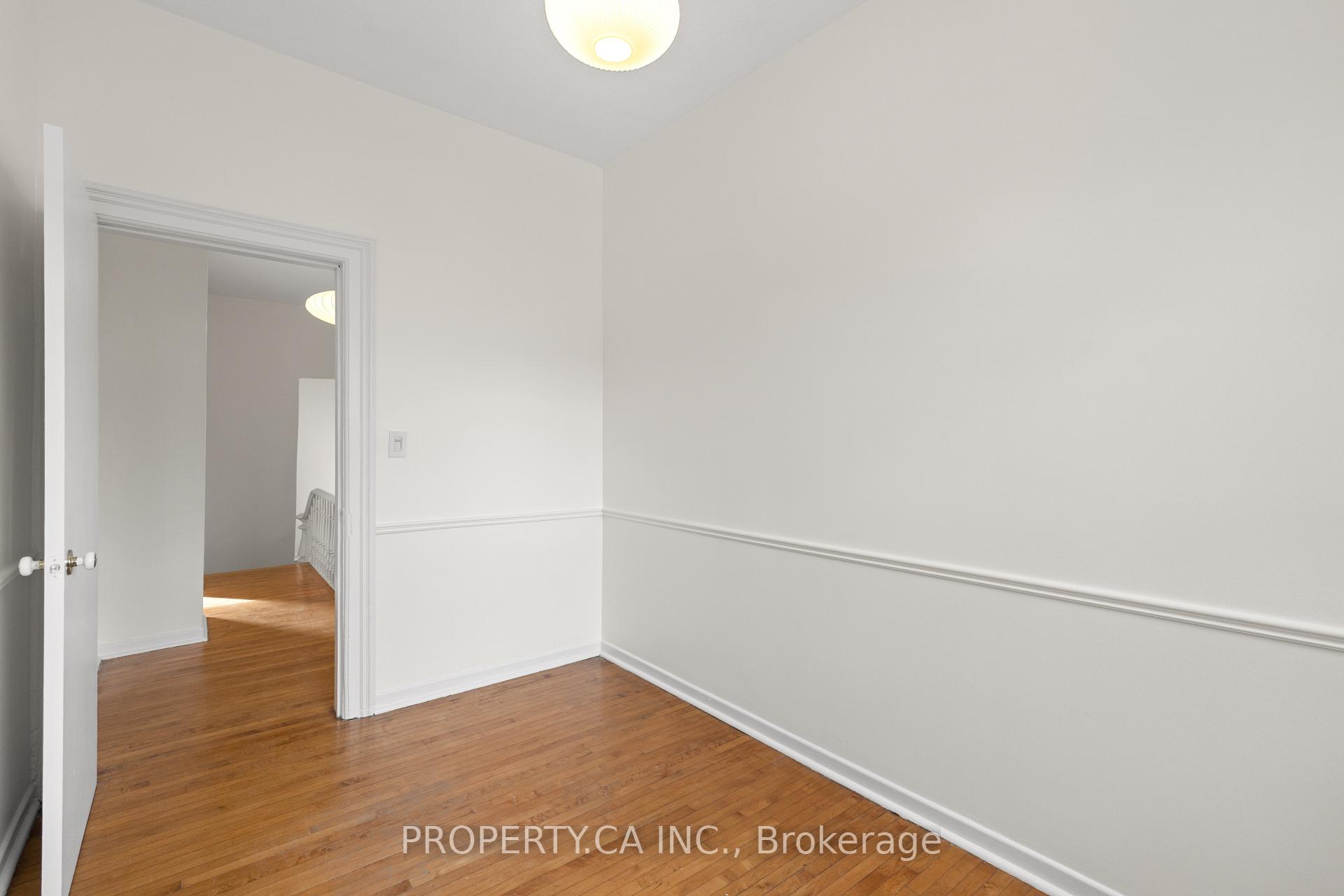 Photo 24 of Unit Upper, 181 Argyle Street, Toronto, Little Portugal — HOMEH