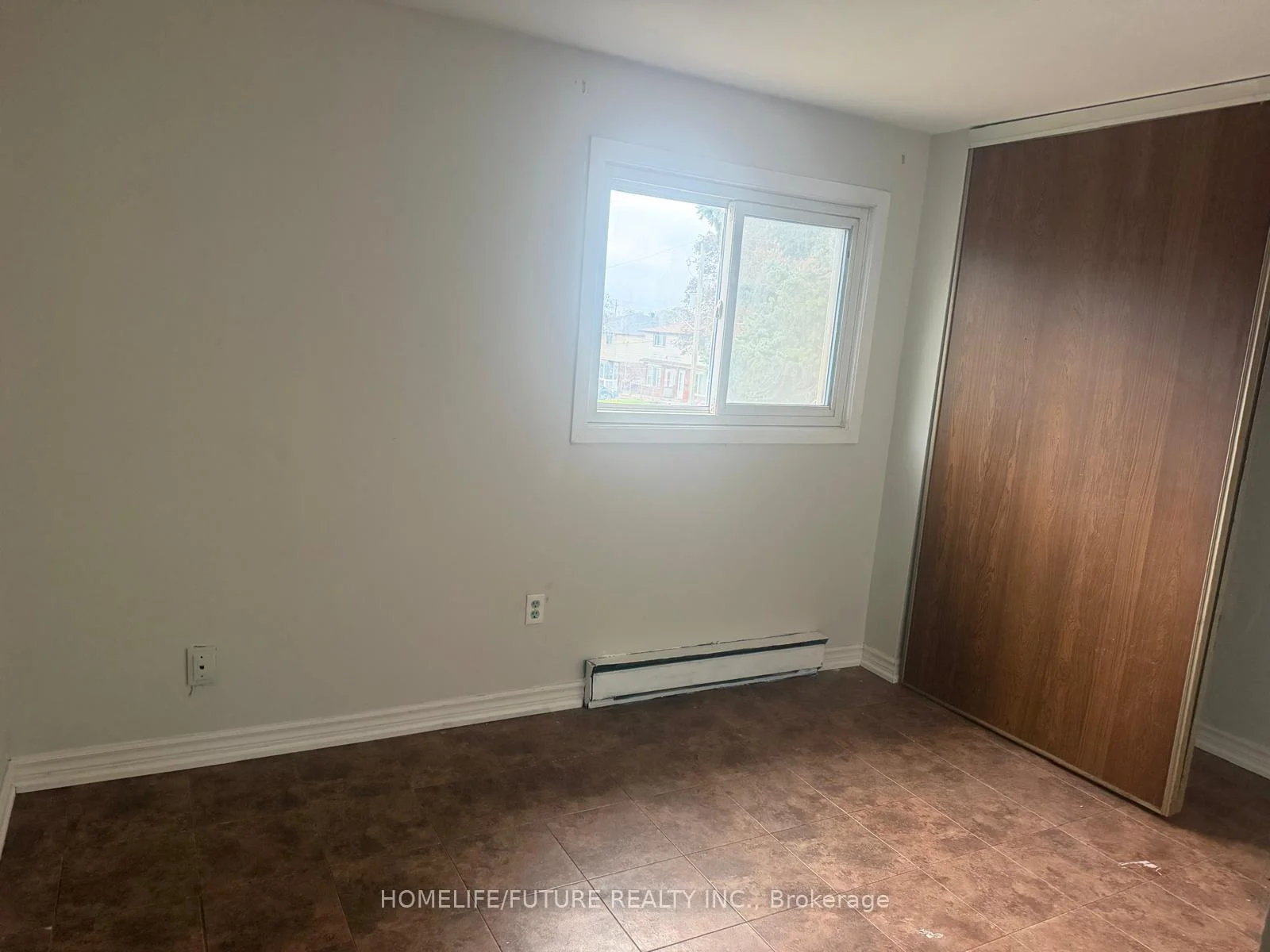 Photo 8 of Unit 2, 255 Porter Street, Oshawa, Lakeview — HOMEH