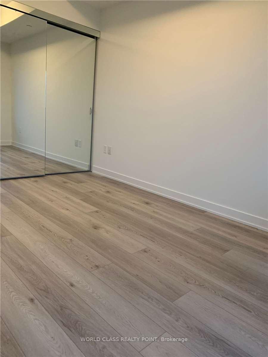 Photo 8 of Unit 1701, 15 Queens Quay E, Toronto, Waterfront Communities — HOMEH