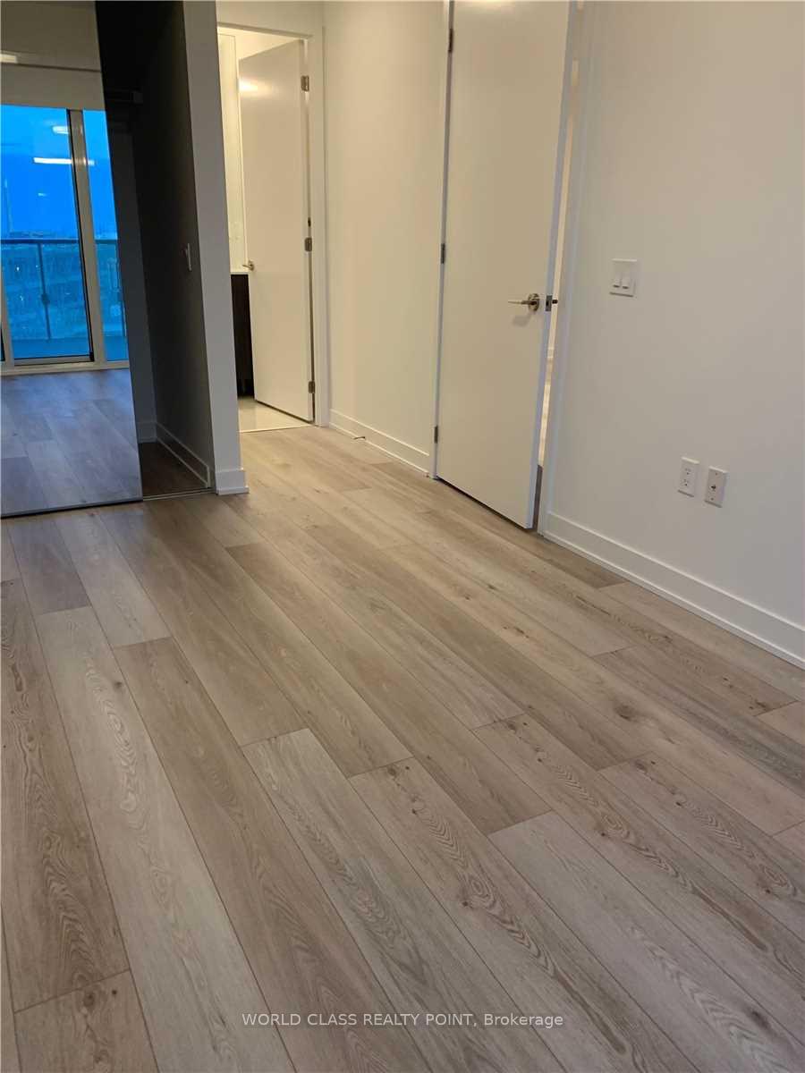 Photo 15 of Unit 1701, 15 Queens Quay E, Toronto, Waterfront Communities — HOMEH