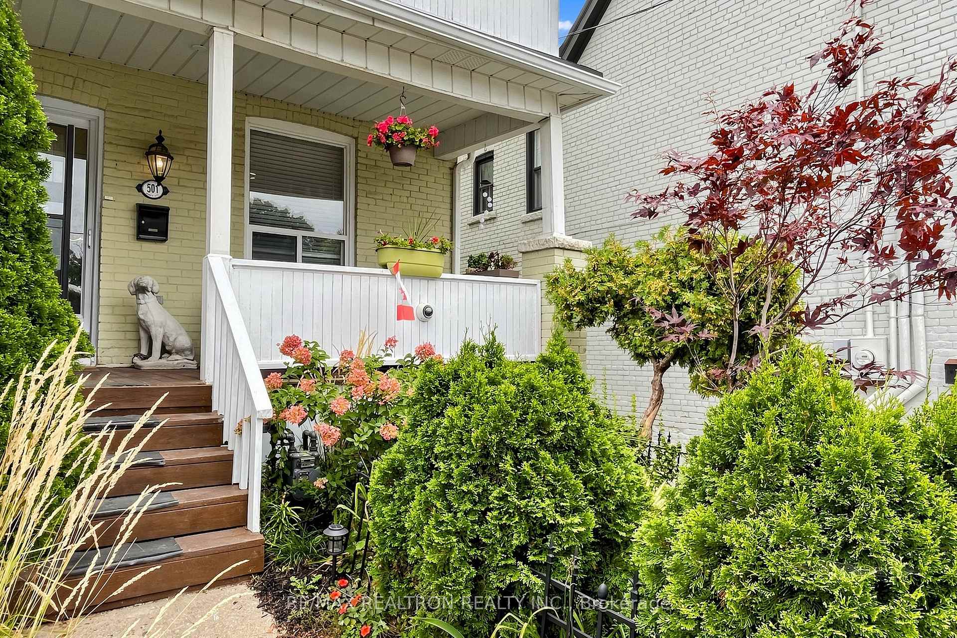 Photo 4 of 501 Jones Avenue, Toronto, Blake-Jones — HOMEH