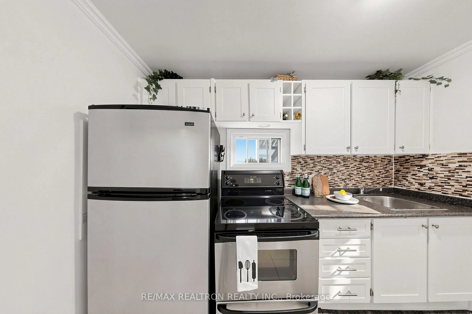 Photo 25 of 501 Jones Avenue, Toronto, Blake-Jones — HOMEH