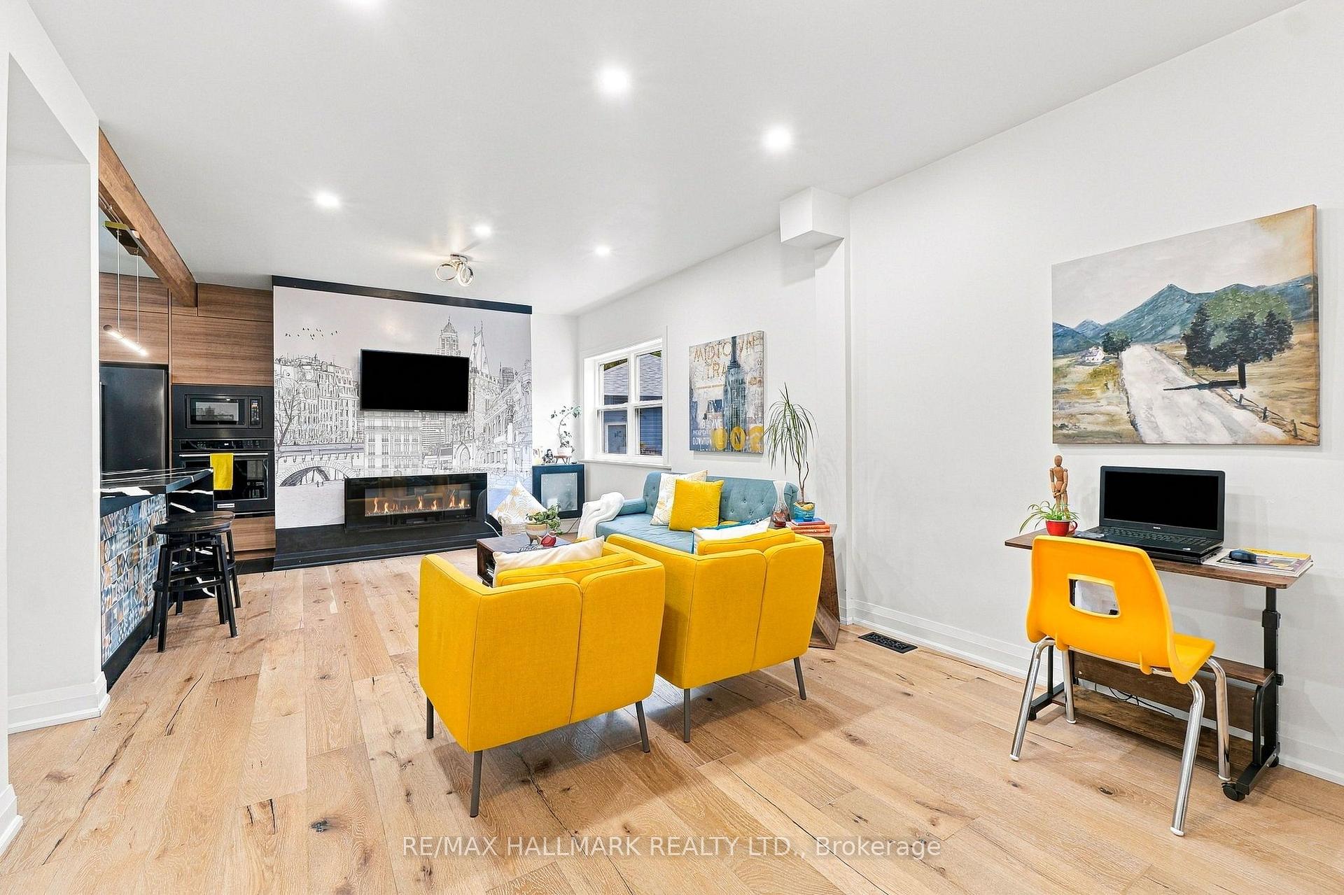 Photo 6 of 196 Wallace Street, Vaughan, Vaughan Grove — HOMEH