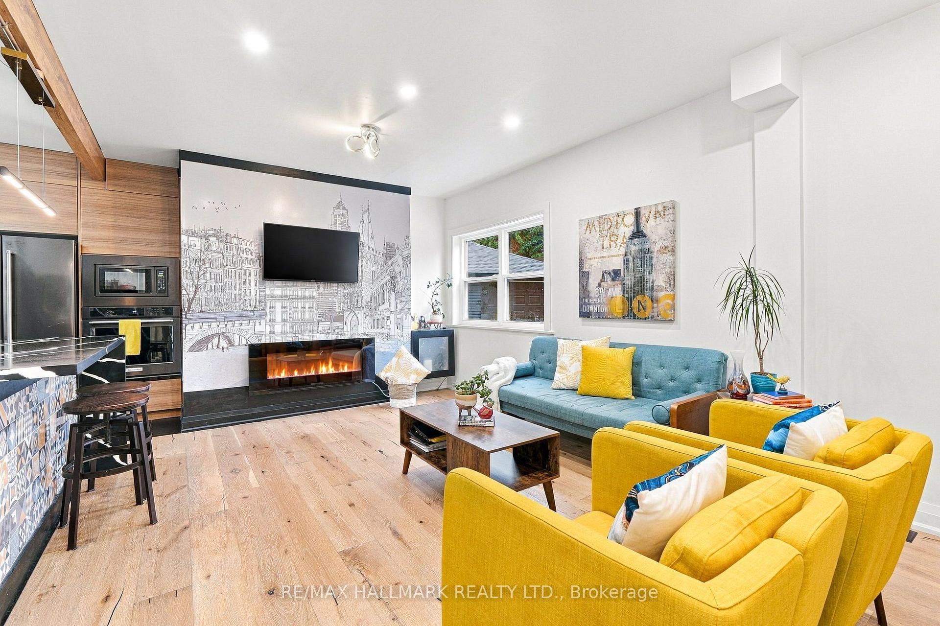 Photo 7 of 196 Wallace Street, Vaughan, Vaughan Grove — HOMEH