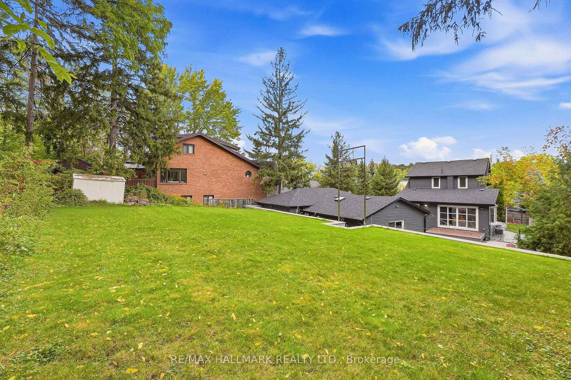 Photo 37 of 196 Wallace Street, Vaughan, Vaughan Grove — HOMEH